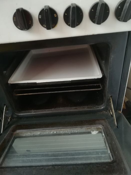 Готварска Печка Мечта и електрически чайник с нагревател! !