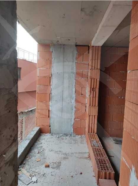 Продава се Двустаен апартамент в Пловдив, Гагарин - 77 кв.м за 1052 €/кв.м - Снимка #3