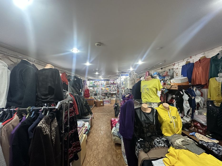 Продам жилой магазин