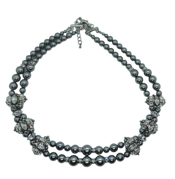 Ръчно изработено двуредно колие от сиви перли Сваровски