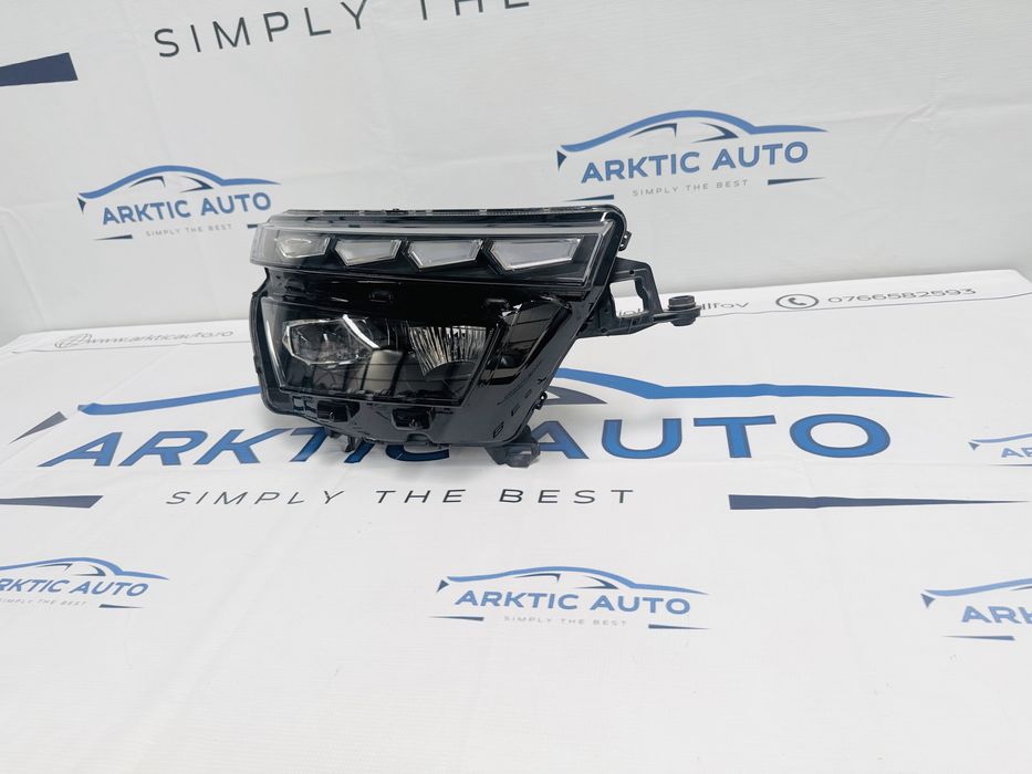 Far dreapta Full Led Skoda Kamiq cod 658941015D