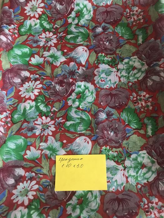 Отрезы тканей шелковые