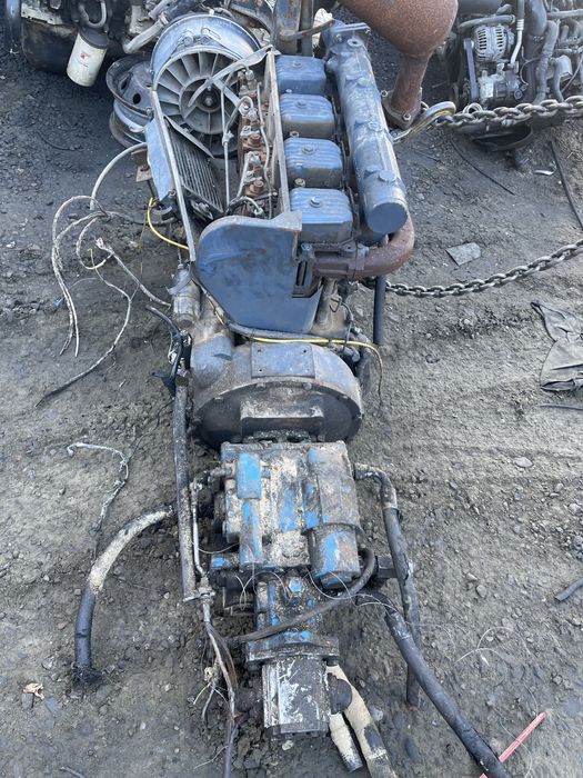 Motor V M. În 4 pistiane