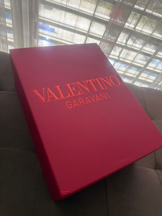 Маратонки Valentino