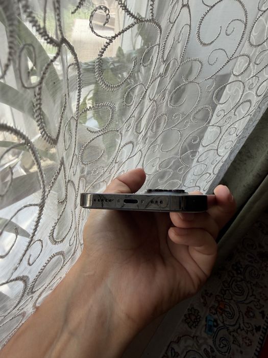 iPhone 14 Pro — отличное состояние