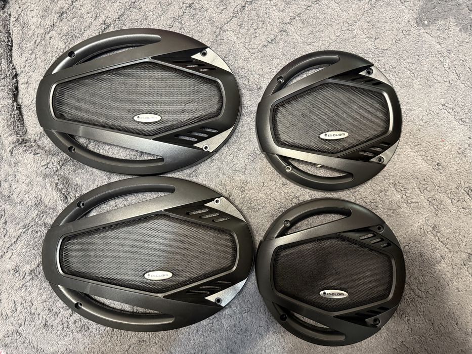 Сетки на колонки и провожа 16 круглые и 16 овальные новые