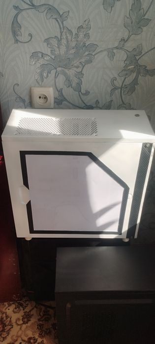 Продаю корпус для компьютера