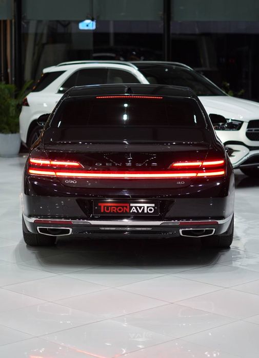 Genesis G90 2020