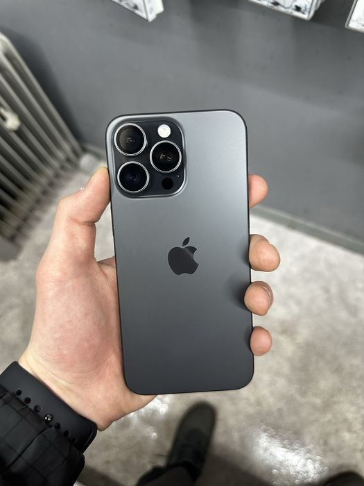 Айфон 15про мах 256гб