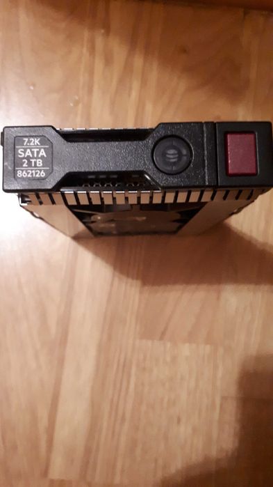 Серверный диск HPE 2TB SATA Model# MB002000GWFWL