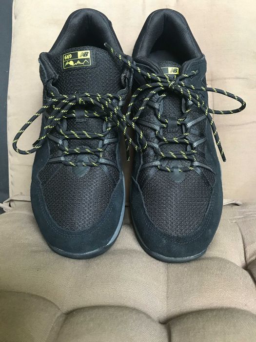 Adidasi Outdoor NewBalance nr 44