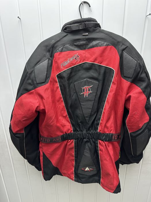 Geaca moto Akito marimea L cu protectii si mesada
