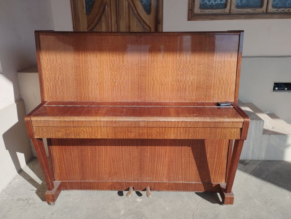 Oktaba Pionina Rassiyada ishlab chiqarilgan