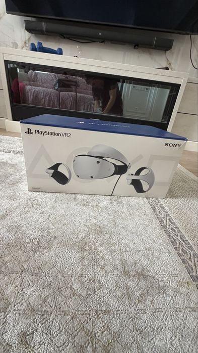 PlayStation VR2 почти как новый. Покупали за 450$  Продаю за 300$
