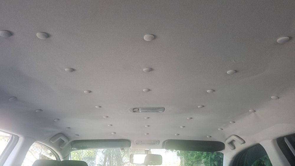 Автотапицер копчета, клипсове за увиснал таван; винтове,претапициране