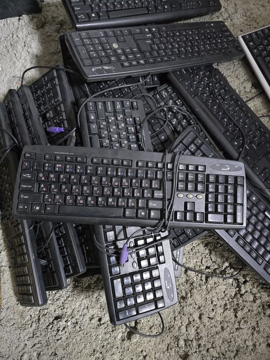 Продам клавиатуры