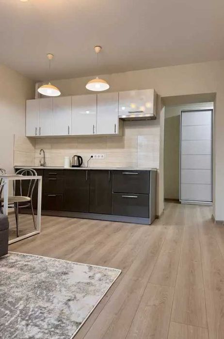 Дава се под наем Двустаен апартамент в София, Център - 55 кв.м за 397.8 € - Снимка #3