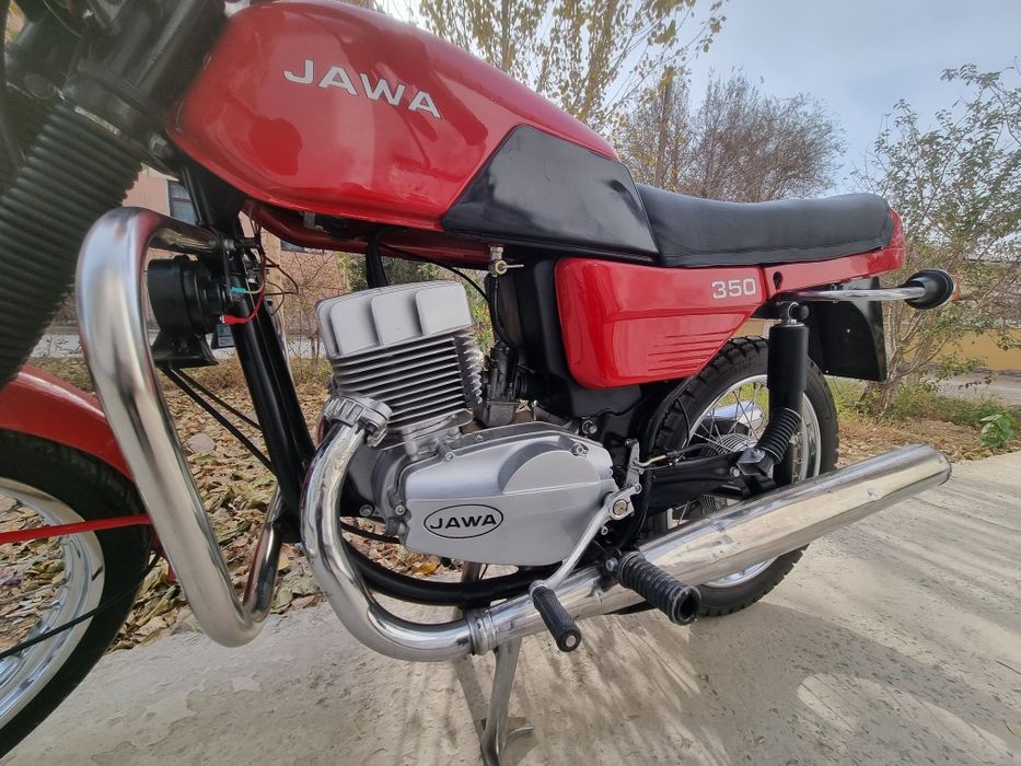Jawa350.  12volt