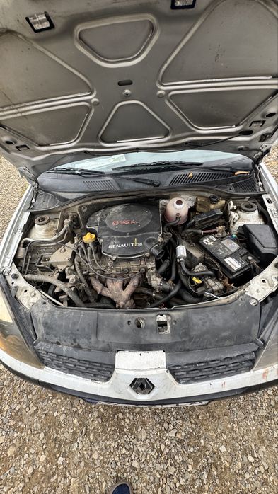 RENAULT Clio 2004 — imagine 5