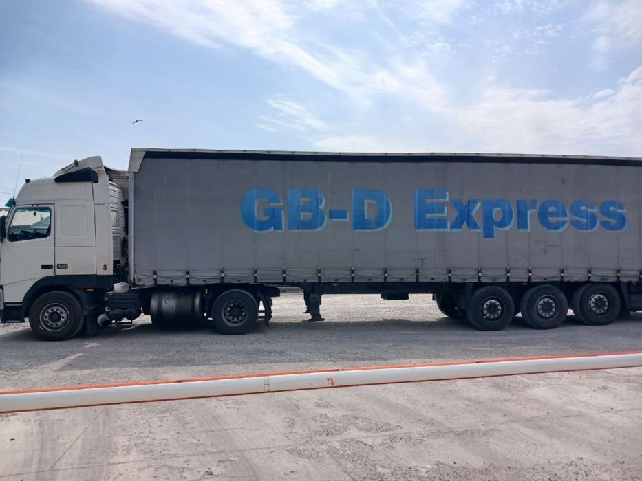 Волво с белый 420 лошадок сила