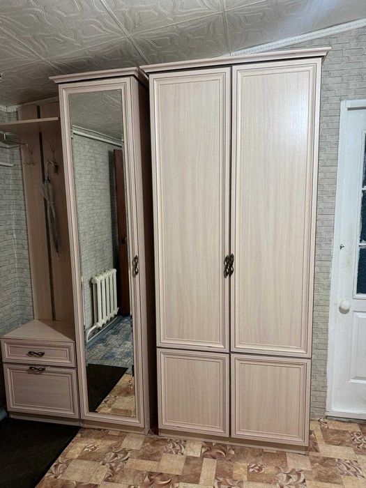 Продается Прихожая