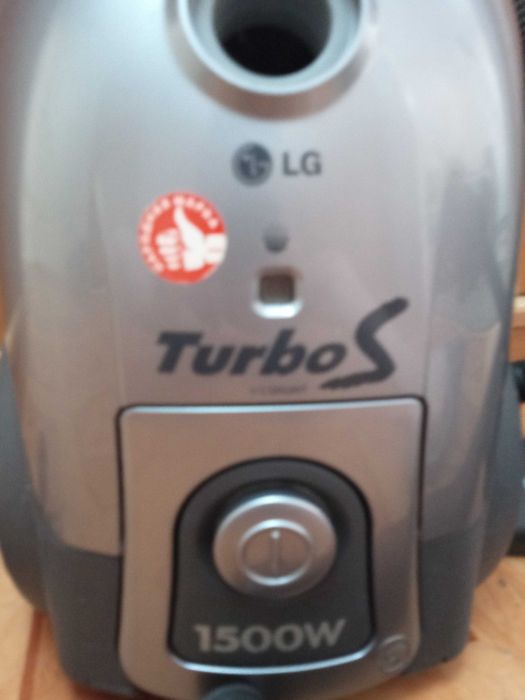 пылесос LG 1500 W