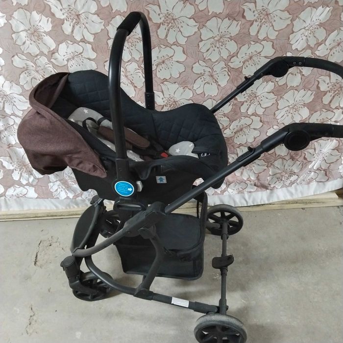 Детская коляска с автолюлькой 3в1