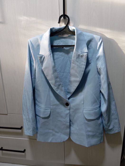 Продам костюм двойка