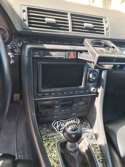 Vând Audi a4b7 2.0 tdi manual