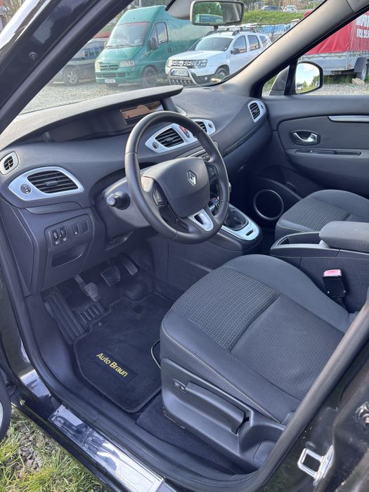 Renaul Grand Scenic 2009 1.9dci