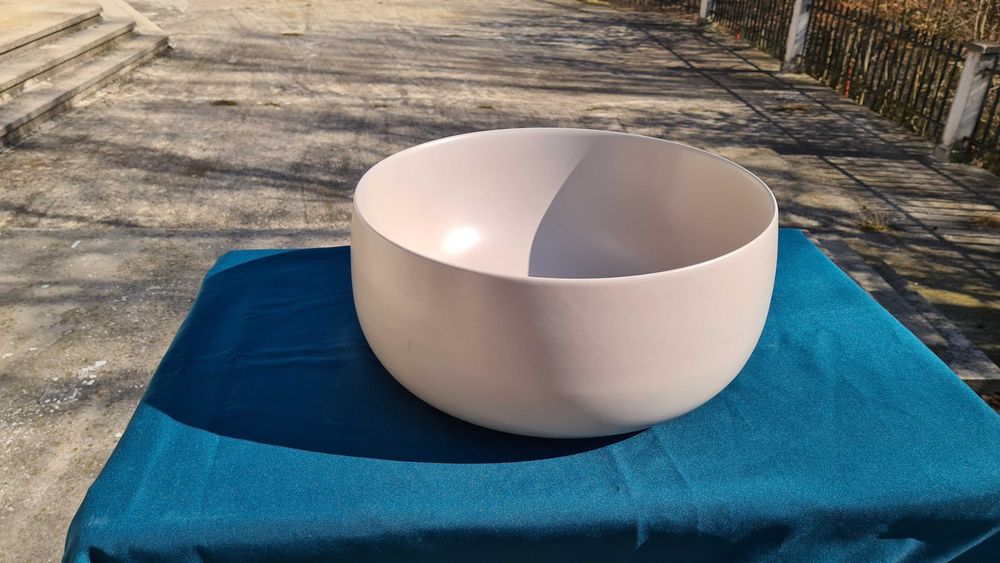 Chiuvetă rotundă din ceramică pe blat Made in Italy