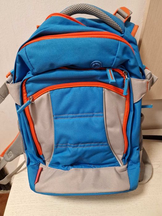 Раница за багаж и училище чисто нова