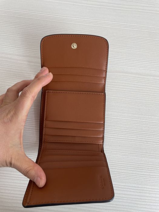 Кошелек от coach