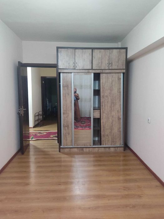 Uy kvartira 2 ta ogil bola olamiz 3 xonalik