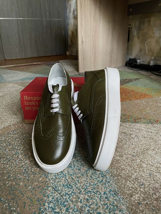 Мъжки официални тъмно зелени обувки
