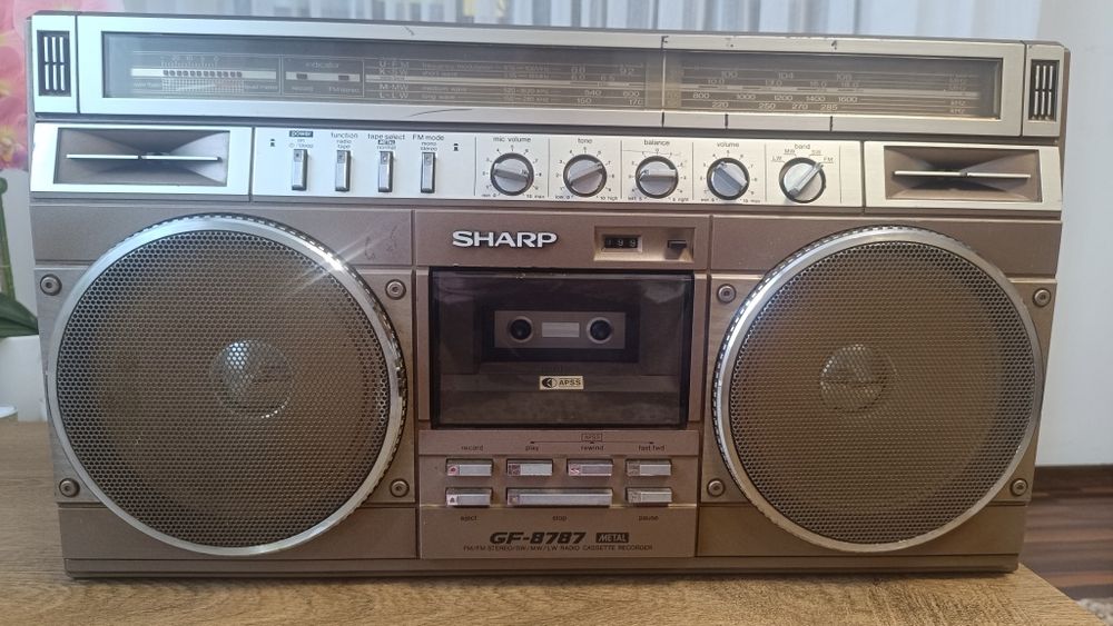 Radiocasetofon Sharp GF 8787