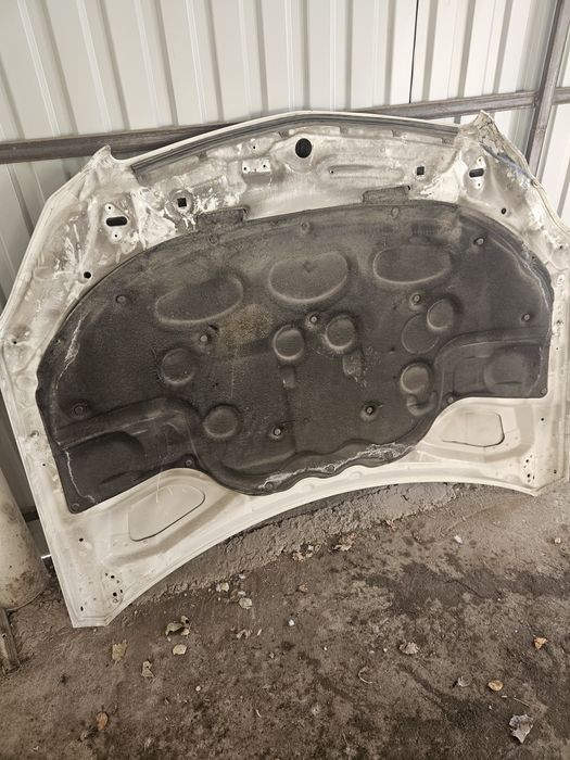 Капот и крыло на мерс w204 рест