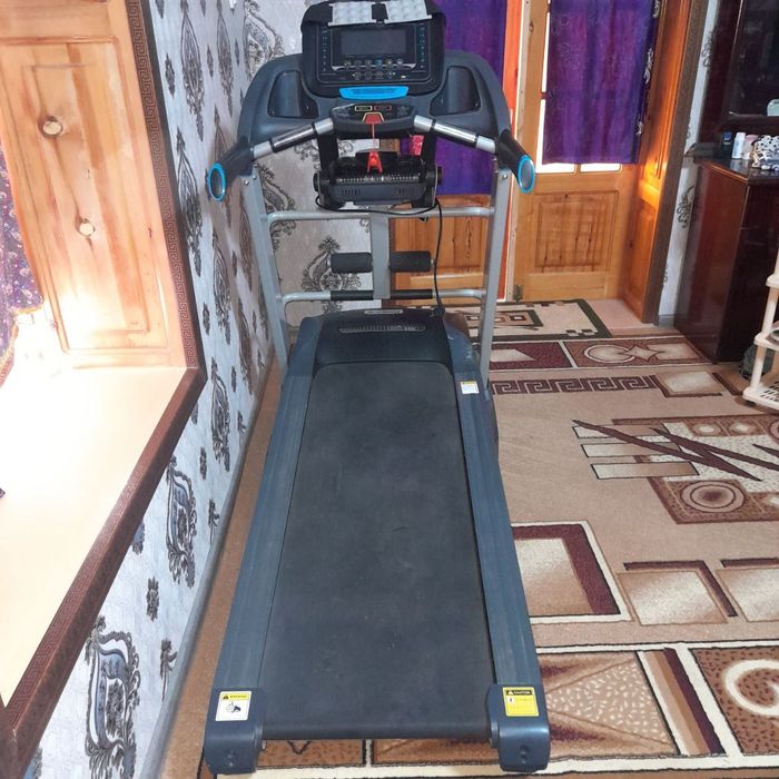 Беговая дорожка югуриш йулакчаси