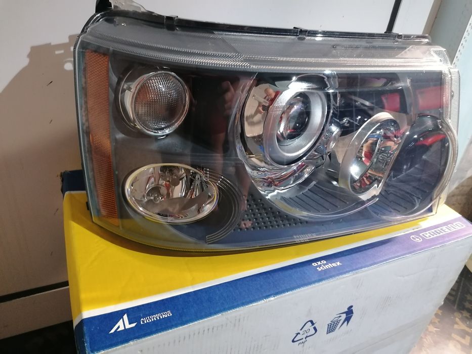 Фар фарове за Land Range Rover Sport SP (HSC) HELLA Bi-Xenon.