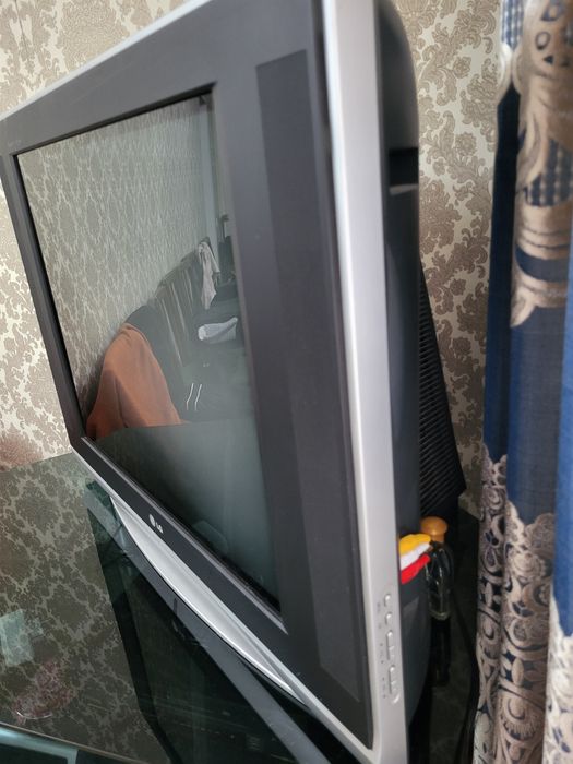 Телевизор рабочем состоянии