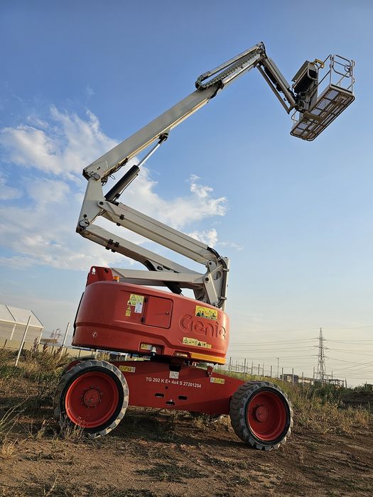 Inchirieri nacela-nacele diesel 4x4 și electrice