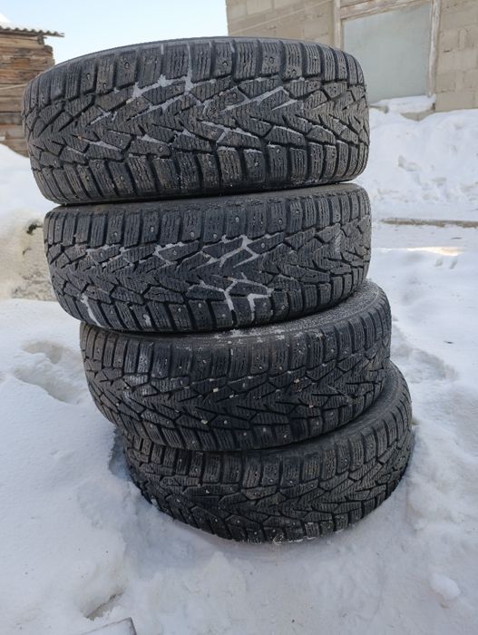 Продам комплект зима Нокиан  нордман 7