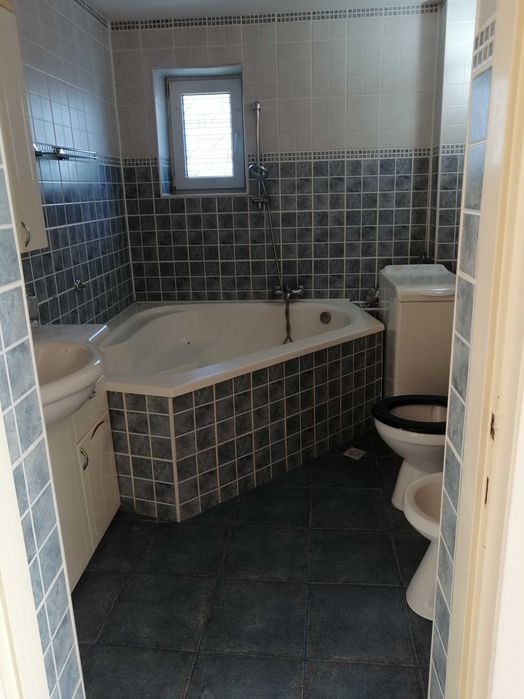 Apartament 3 camere liber, mutare imediata, accept credit imobiliar