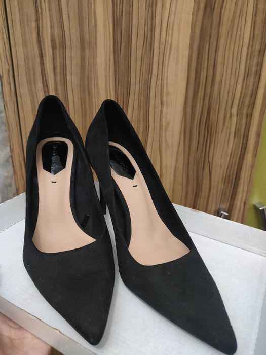 Черные каблуки замша