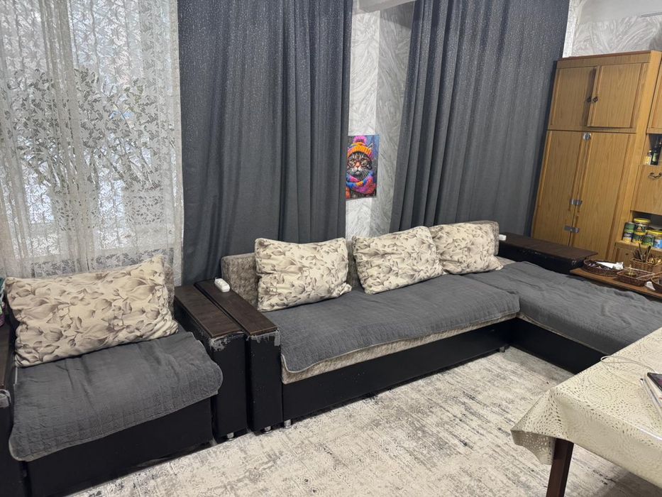 Отдам диван + кресло