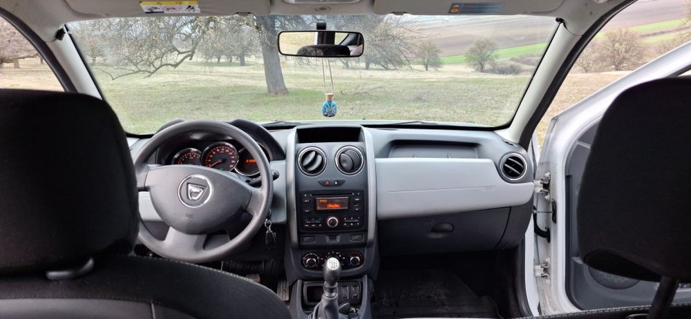 Dacia Duster 2014, 4x2