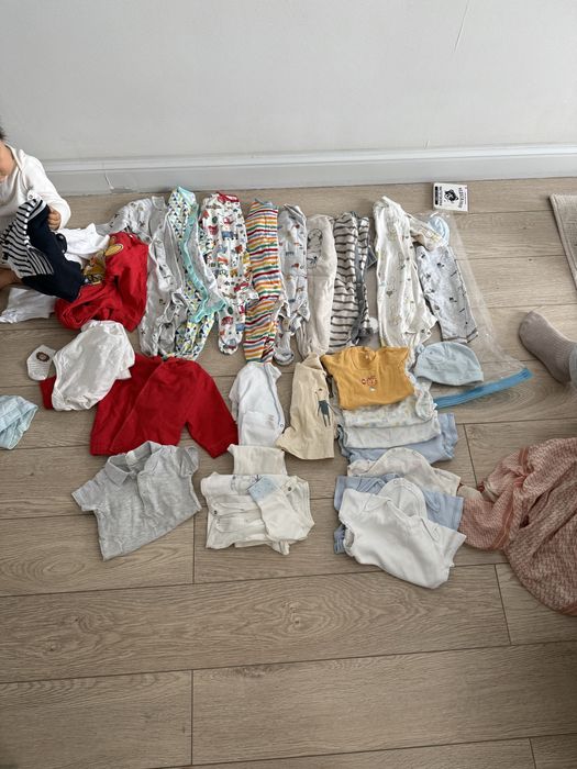 Одежда на малыша от 0 до 6 месяцев