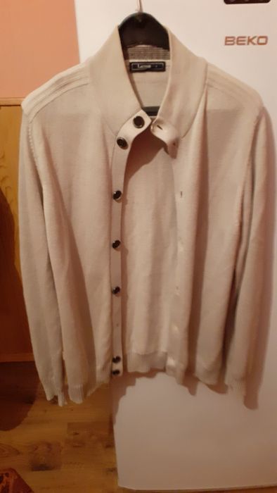 Мъжки жилетки Lacoste.