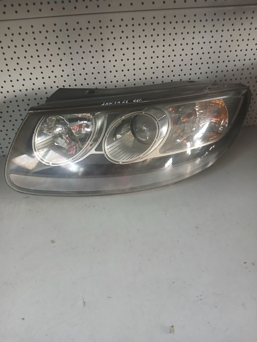 Ляв фар Hundai Santa fe