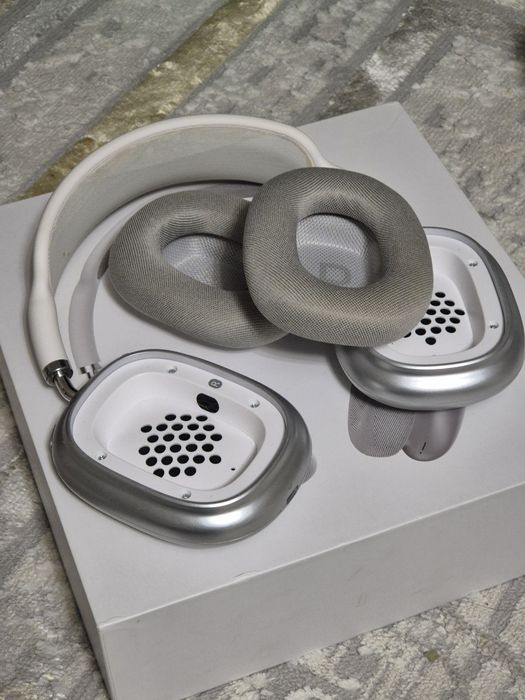 Продам Airpods Max Цвет Альюминовый